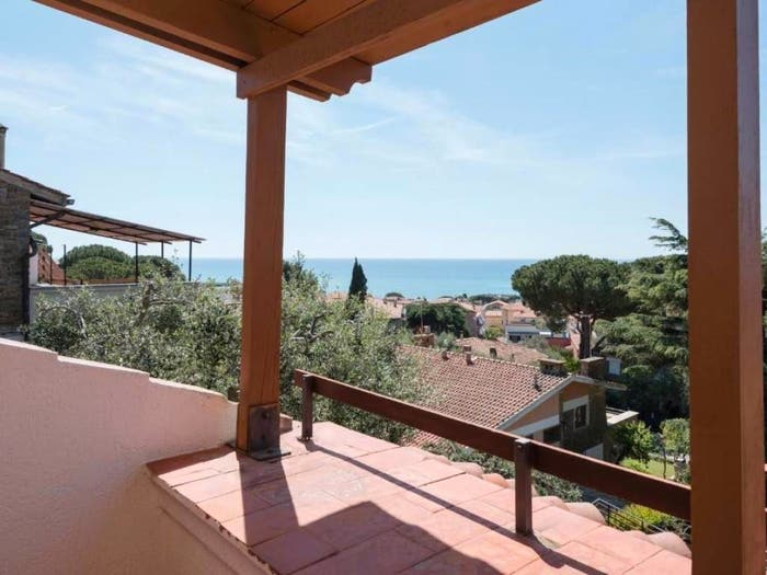 Casa con 6 locali in vendita in Via Luni, Avenza, Carrara