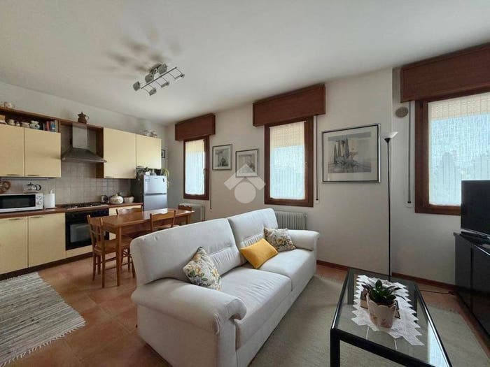 Appartamento trilocale in vendita in VIA BRIGATA MARCHE, Tiepolo, Carbonera