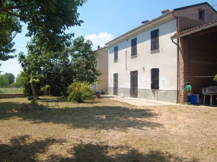 Casa con 6 locali in vendita in Via Lunga, Gamalero