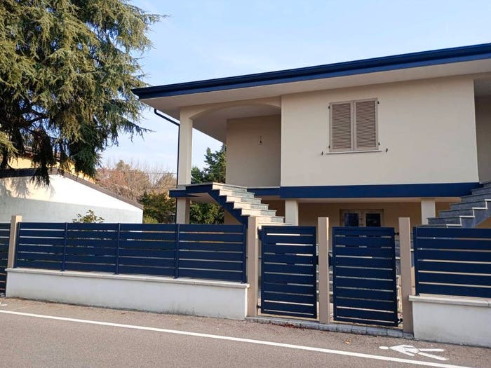Casa con 5 locali in vendita in Via Eleonora Duse, Castel San Giovanni