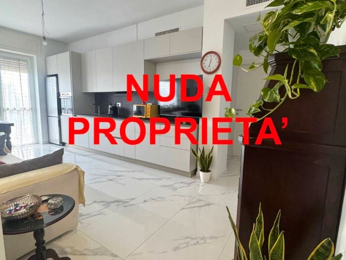 Appartamento trilocale in vendita in Via Pasquale Miglioretti, Affori, Milano
