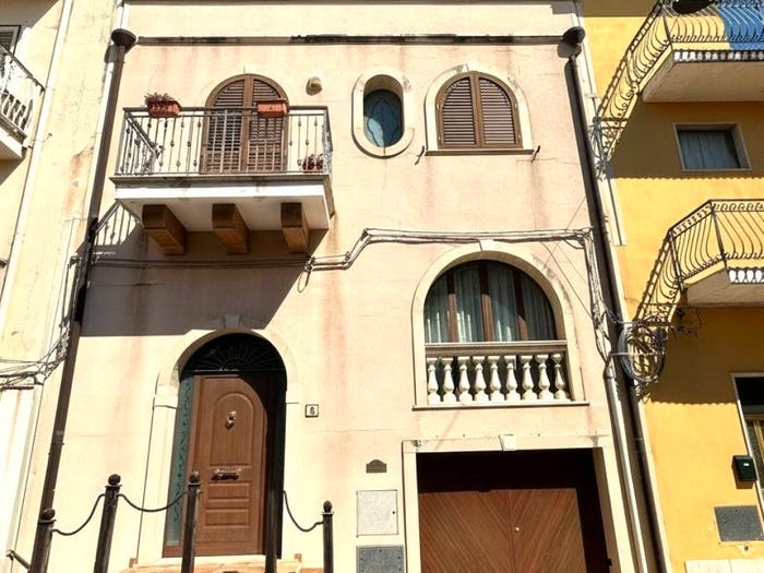 Casa con 6 locali in vendita in Via Poggio del Carancino, Belvedere Tremmilia, Siracusa
