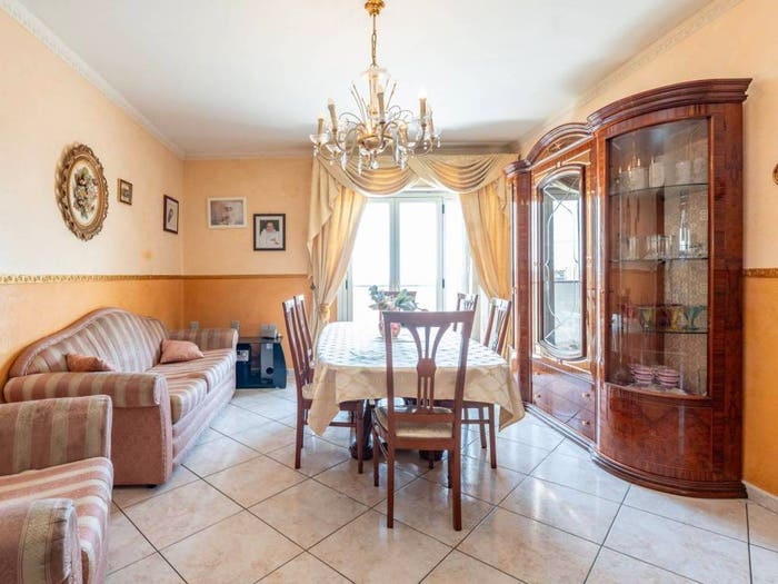 Appartamento con 5 locali in vendita in Viale Librino, Librino Zia Lisa, Catania