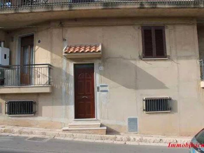 Appartamento con 6 locali in vendita in Via Roma, Centro, Ispica