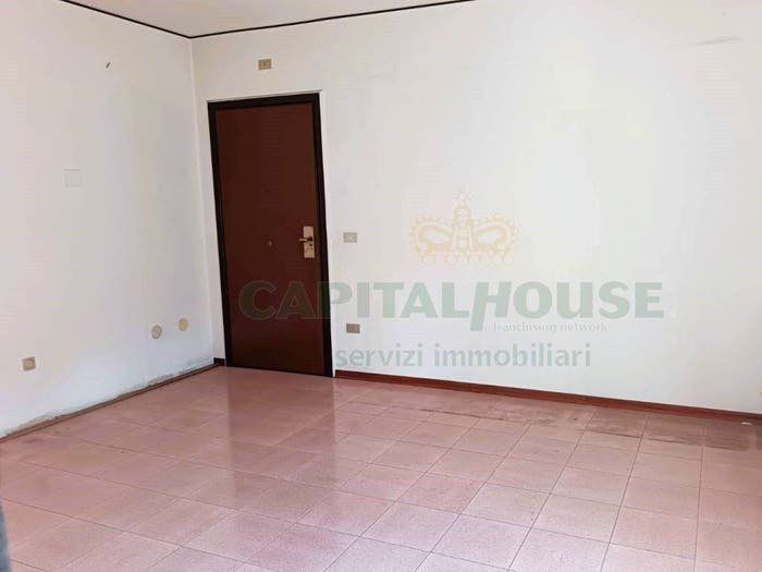 Appartamento quadrilocale in vendita in Via Cappuccini, Via Ruggiero, Caserta