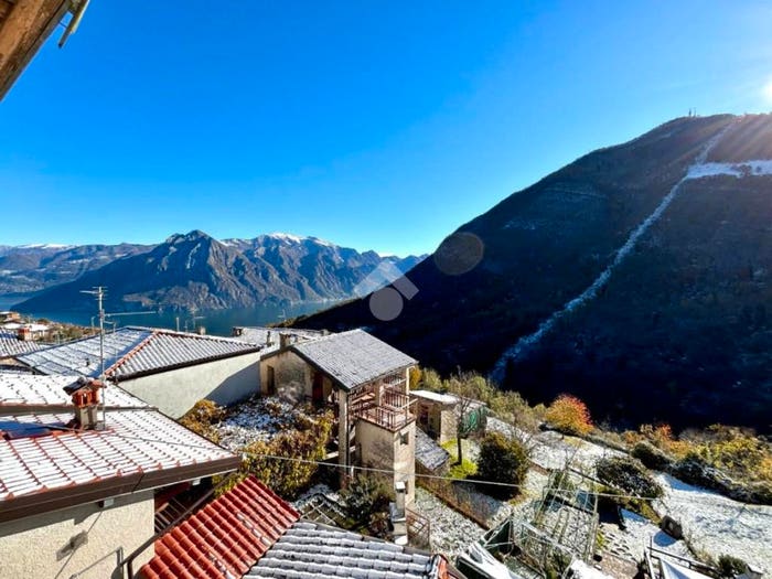 Casa trilocale in vendita in Via alla Fontana, Centro, Fonteno