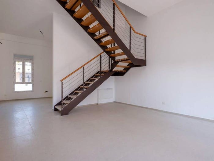 Casa con 5 locali in vendita in Viale della Repubblica, Semicentro, Cascina