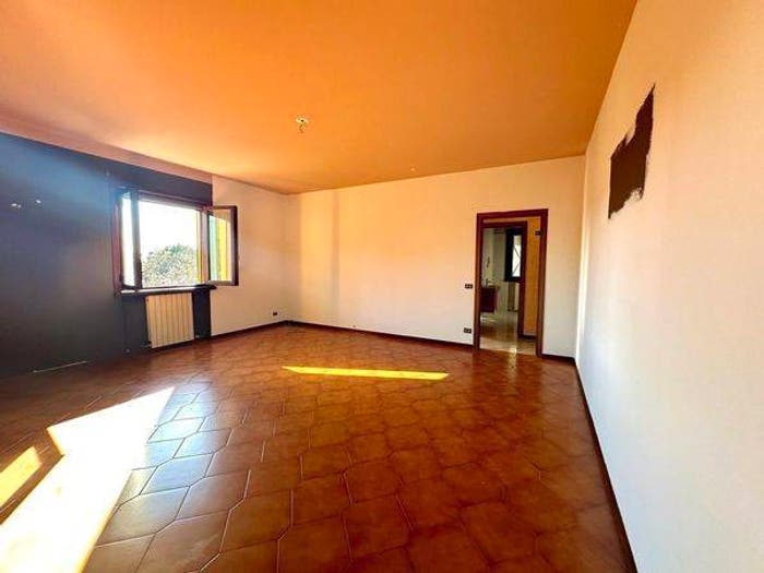 Appartamento quadrilocale in vendita in Montecarlo