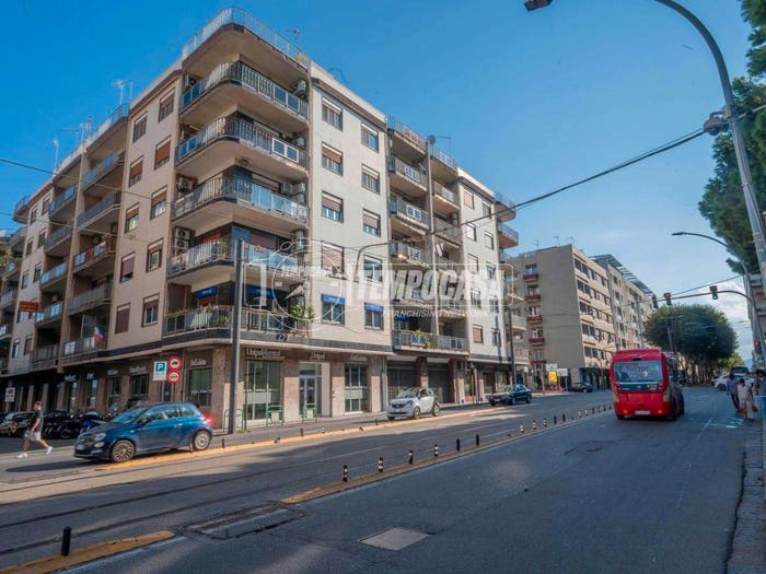 Appartamento trilocale in vendita in Via Giuseppe La Farina, La Farina Stazione, Messina