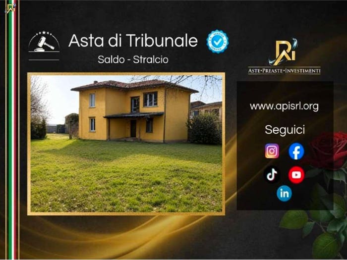 Casa quadrilocale in vendita in Via Roma, Semiana