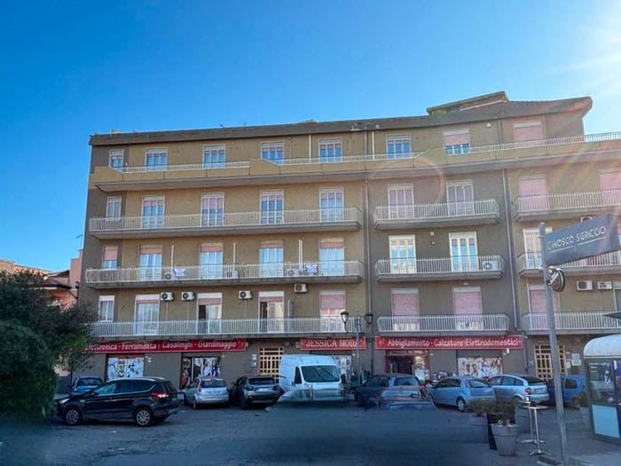 Appartamento con 5 locali in vendita in Biancavilla
