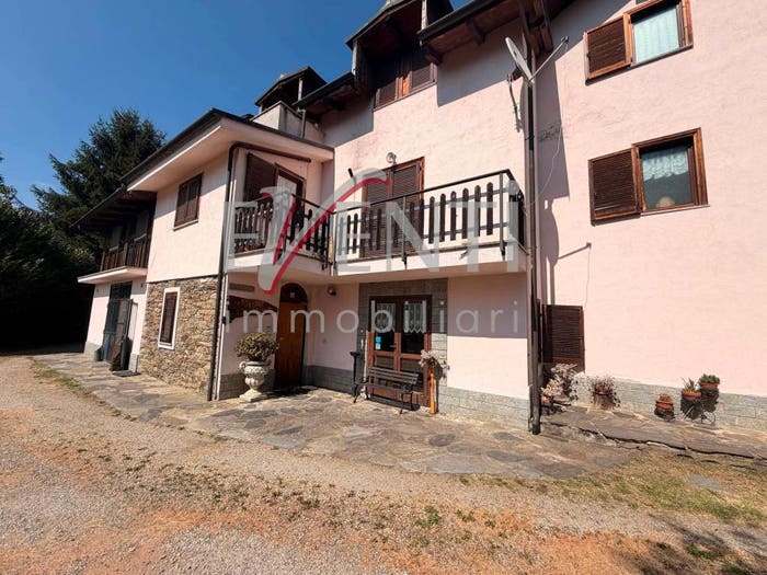 Casa con 6 locali in vendita in BORGATA CIARDOSSINA, Villar Perosa