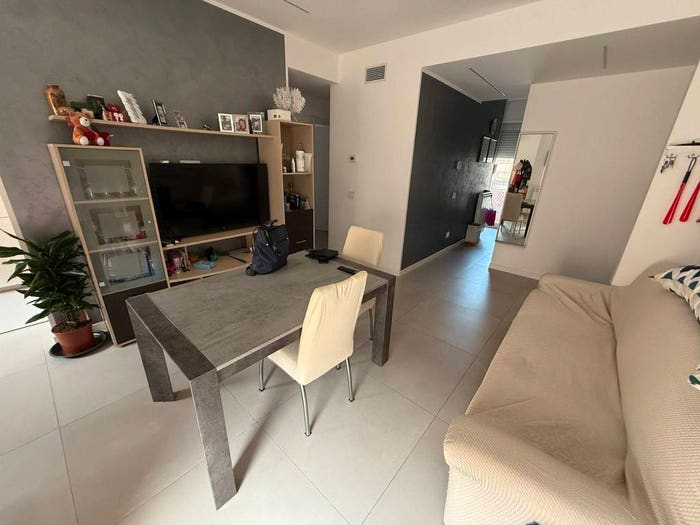 Appartamento trilocale in vendita in Via San Michele, Pontirolo Nuovo