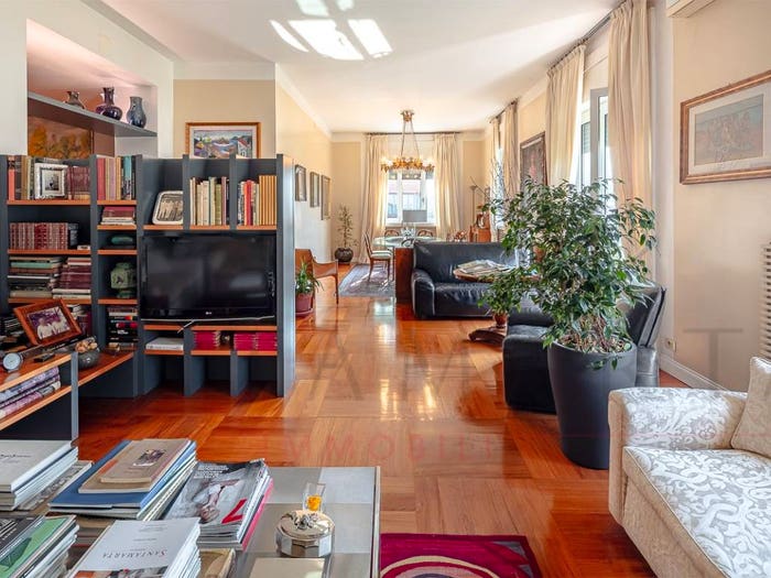 Appartamento con 5 locali in vendita in Piazza Novembre, Porta Venezia, Milano