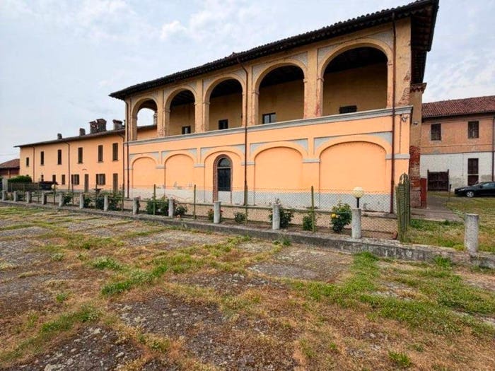 Casa con 6 locali in vendita in Via Castellaro, Corteolona, Corteolona e Genzone