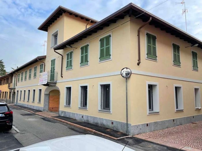 Appartamento trilocale in vendita in Via Matteotti, Centro, Lonate Pozzolo