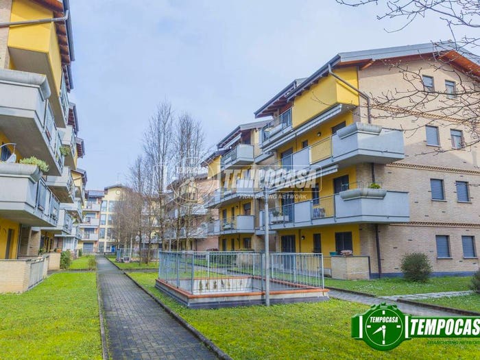 Appartamento bilocale in vendita in Via Salvo D'Acquisto, Cesano Boscone