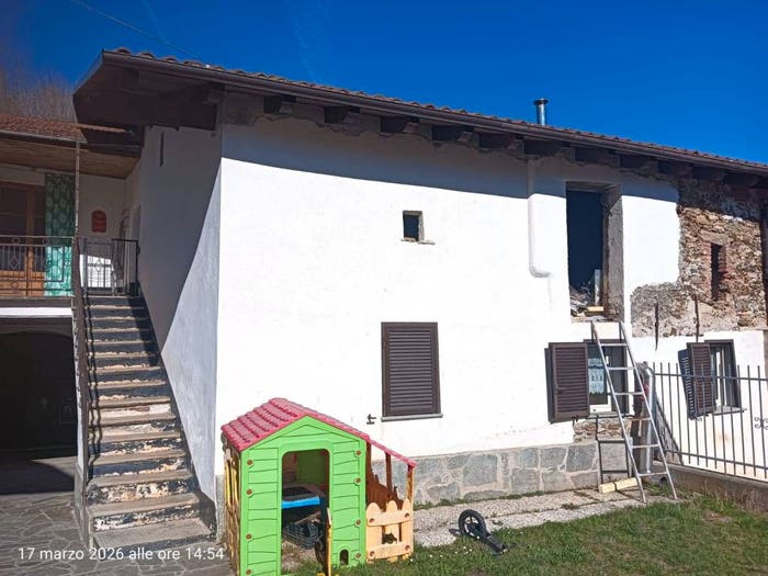Casa con 6 locali in vendita in Via Luigi Cadorna, Priola