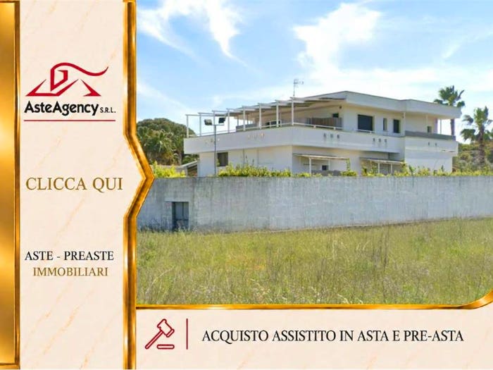 Casa con 6 locali in vendita in Via vecchia presicce località Schide, PresicceAcquarica