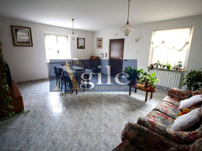 Casa con 6 locali in vendita in VIA VERONA, Piane Di Morro, Folignano