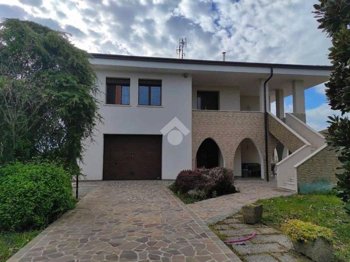 Casa trilocale in vendita in Via S Giuseppe, Centro, Correzzola