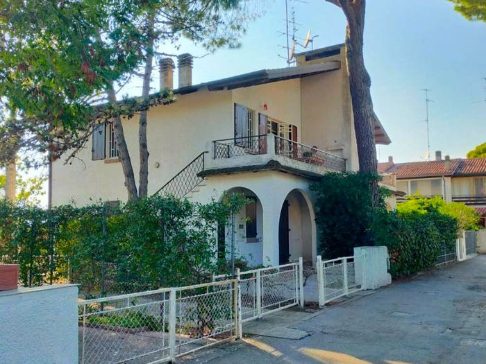 Casa quadrilocale in vendita in Viale Raffaello Sanzio, Lido di Spina, Comacchio