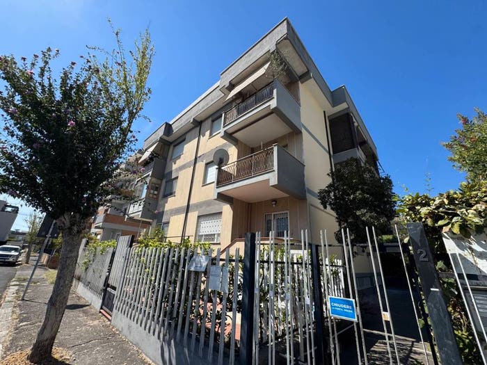 Casa bilocale in vendita in Via Antonio Canova, Centro, Latina