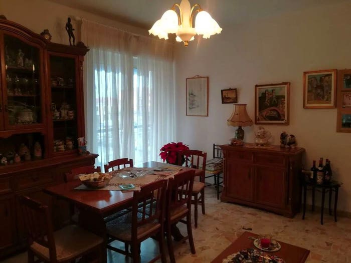 Appartamento trilocale in vendita in Via Papa Giovanni Xxiii, Centro, Camporosso