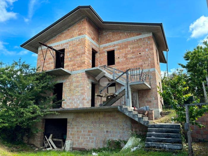 Casa con 6 locali in vendita in Fraz Padule, Padule San Marco, Gubbio