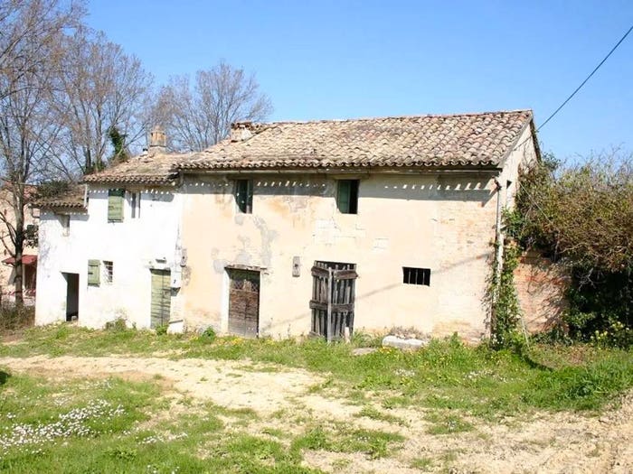 Casa con 6 locali in vendita in Via Del Cesano, Corinaldo