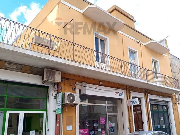 Appartamento quadrilocale in vendita in Via Libertà, Centro, Pachino