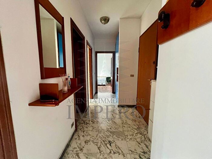 Appartamento quadrilocale in vendita in Via Vittorio Emanuele, Centro, Bordighera