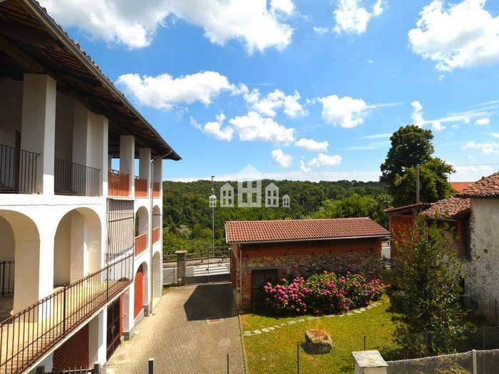 Casa con 5 locali in vendita in Via Roma, Vidracco