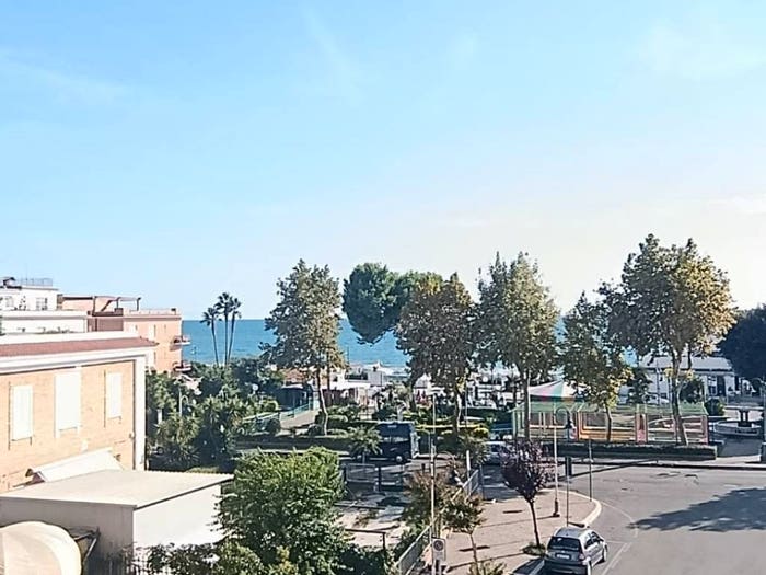 Appartamento trilocale in vendita in Piazza Caio Mario, Centro, Minturno