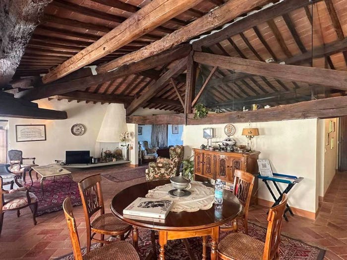Appartamento con 5 locali in vendita in Via di Voltaia nel Corso, Centro, Montepulciano