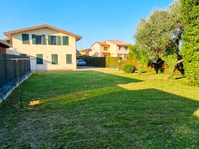 Casa con 5 locali in vendita in Via Romagna, Camin, Padova