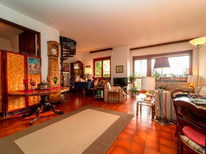 Casa con 6 locali in vendita in Via Ovidio, La Rezza Di Bardassano, Gassino Torinese