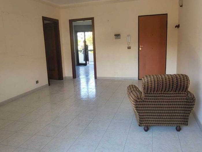 Appartamento trilocale in vendita in Via Comunale Bordonaro, Bordonaro Cumia, Messina