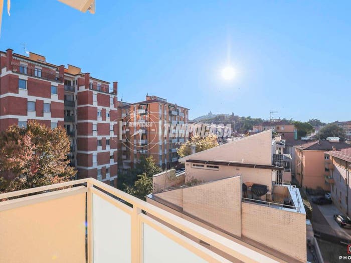 Appartamento quadrilocale in vendita in Saragozza fuori Porta, Bologna