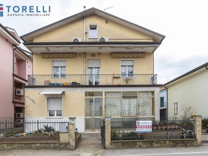 Appartamento con 5 locali in vendita in Via Pisino, BellariaIgea Marina