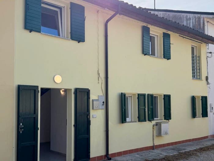 Casa con 6 locali in vendita in Via Tracchi, Poggio Renatico