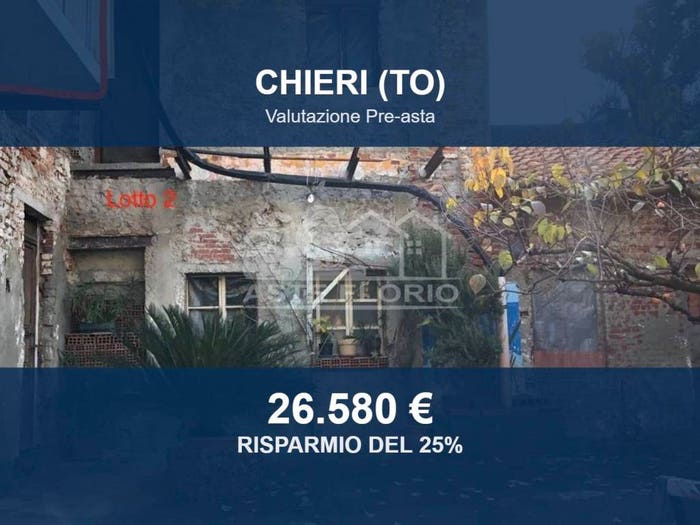Casa trilocale in vendita in Vicolo Bordino, Centro Storico, Chieri