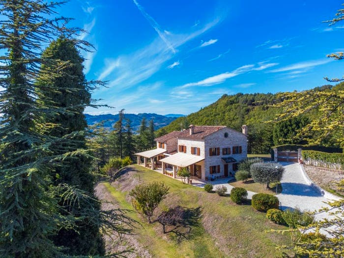 Casa con 6 locali in vendita in Ca' di Sopra, Fermignano