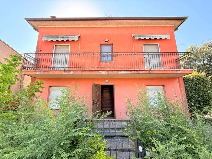 Appartamento con 6 locali in vendita in Via Cesanense, Monte Porzio