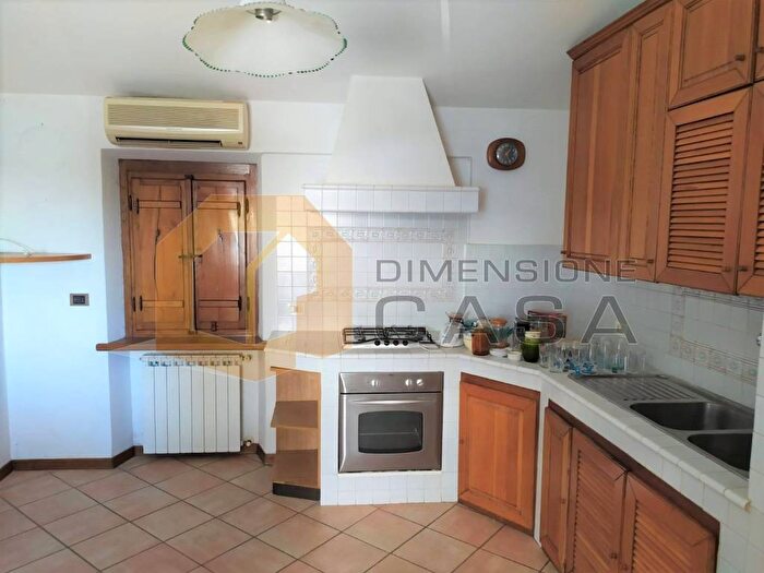Casa con 5 locali in vendita in Via Nino Bixio, Marco Polo Don Bosco, Viareggio