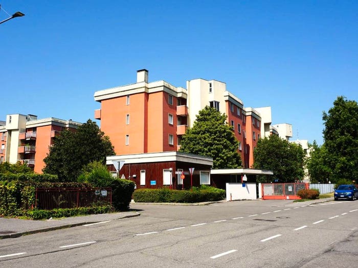Appartamento quadrilocale in vendita in Via Martiri di Cefalonia, Centro, San Donato Milanese
