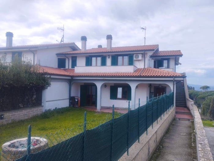 Appartamento trilocale in vendita in Via Alto Adige, Centro, Campagnano di Roma