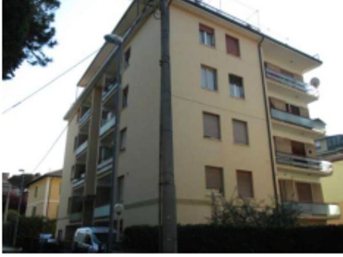 Appartamento quadrilocale in vendita in Via Tolmino, Viale Firenze Paciana, Foligno