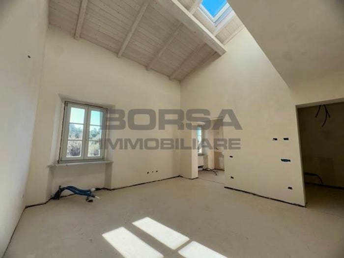 Appartamento con 5 locali in vendita in Via Ombrosa, Ardenza, Livorno
