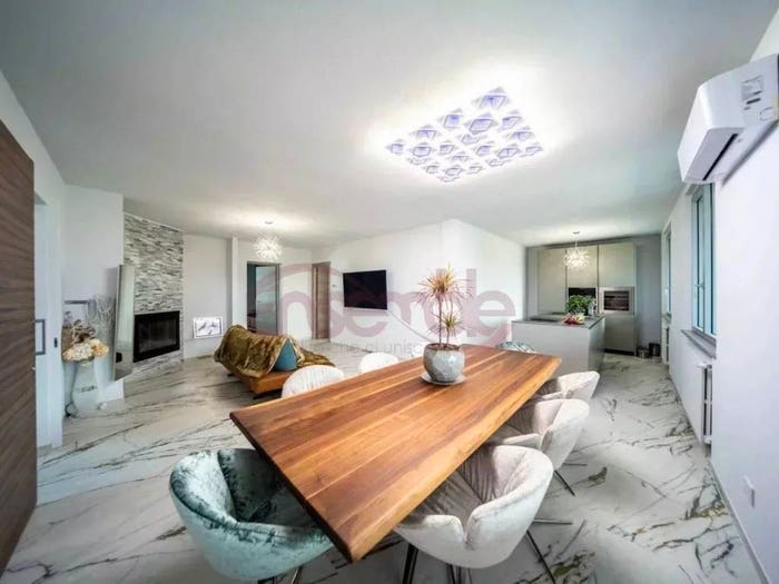 Casa quadrilocale in vendita in Vigatto, Parma